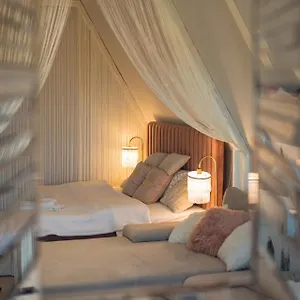 https://magiczne-gniazdko-na-samym-rynku.hotelswroclaw.com