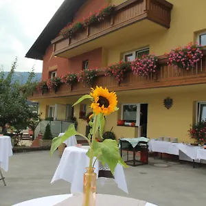 ** Couette-café Café-pension Margret Autriche