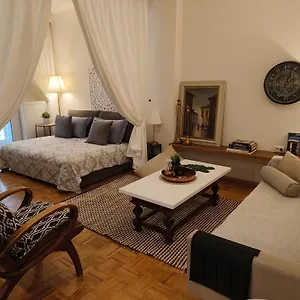 verificați disponibilitatea