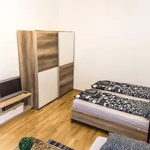 Gorgeous Flat Only 15 Min To Center Appartamento