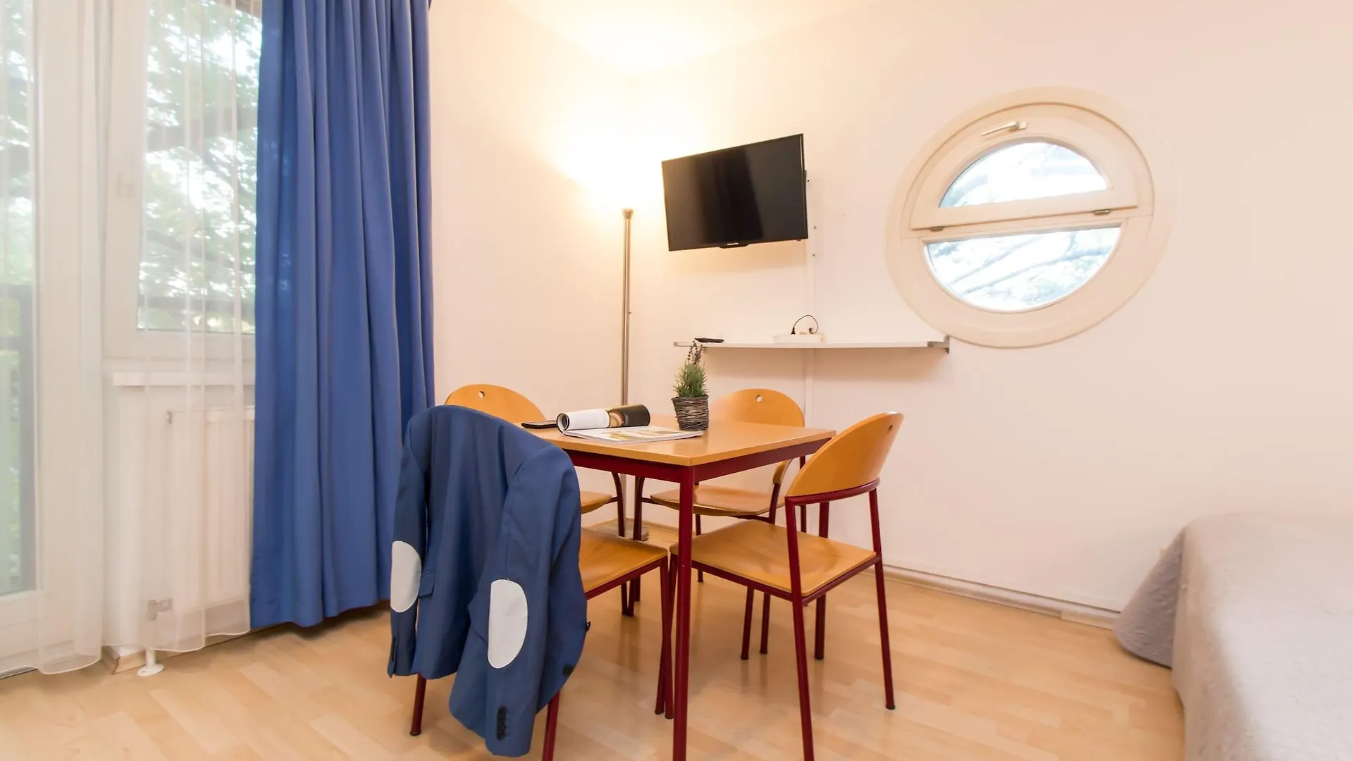 Apartmenthaus Hietzing I Contactless Check-In Βιέννη