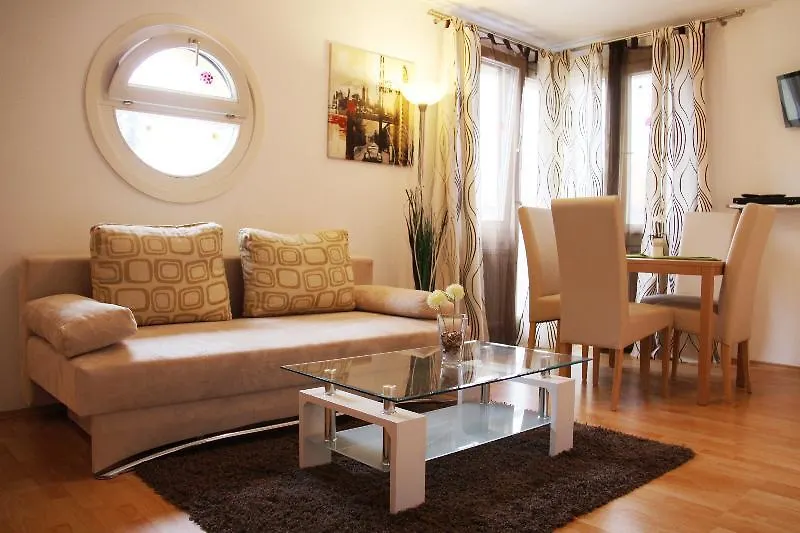 Apartmenthaus Hietzing I Contactless Check-In Viena Austria